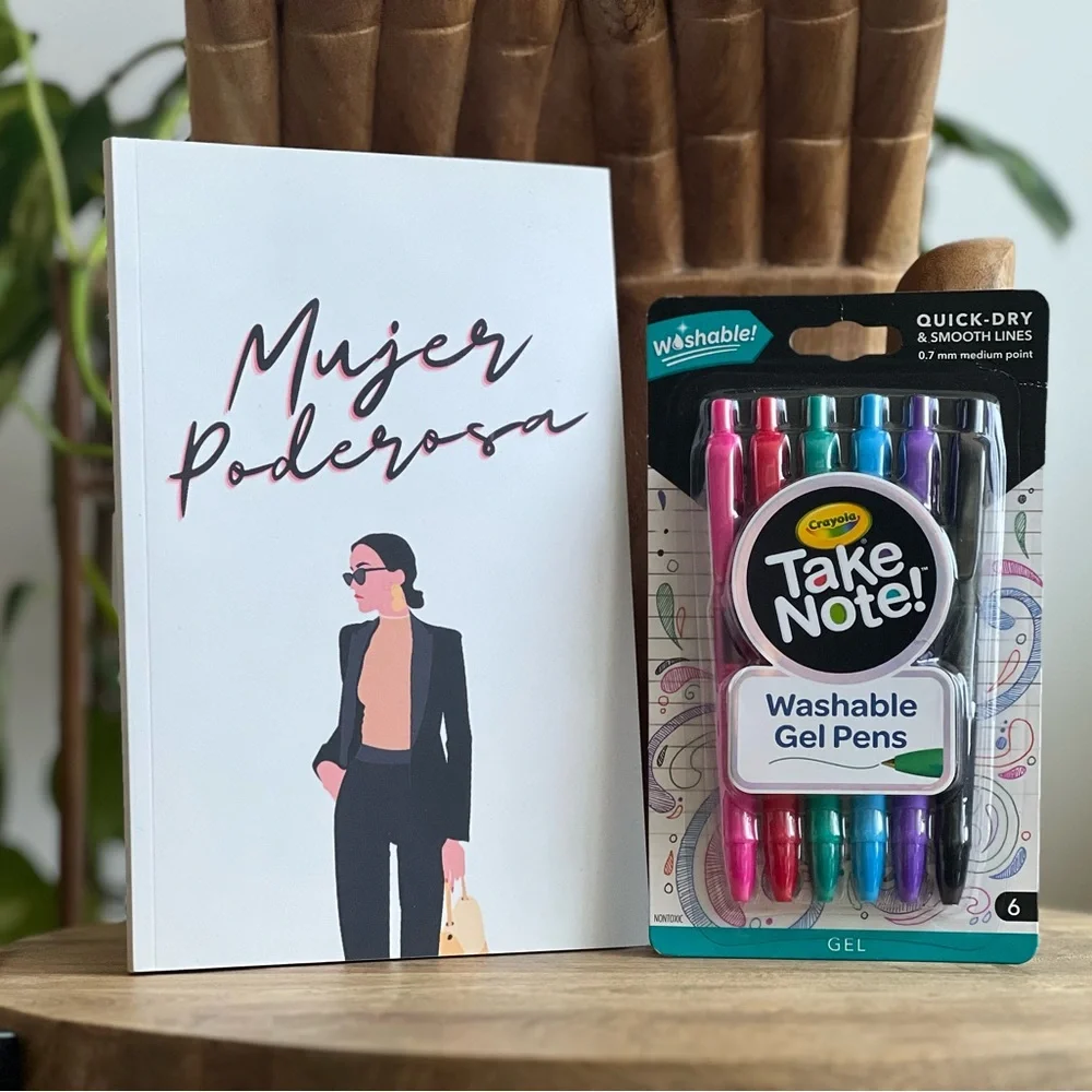 Mujer Poderosa Journal and Crayola Gel Pen Bundle
